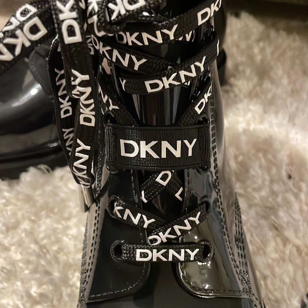 BOOTS: Combat NWOT DKNY Waterproof Boots - Picture 5 of 5